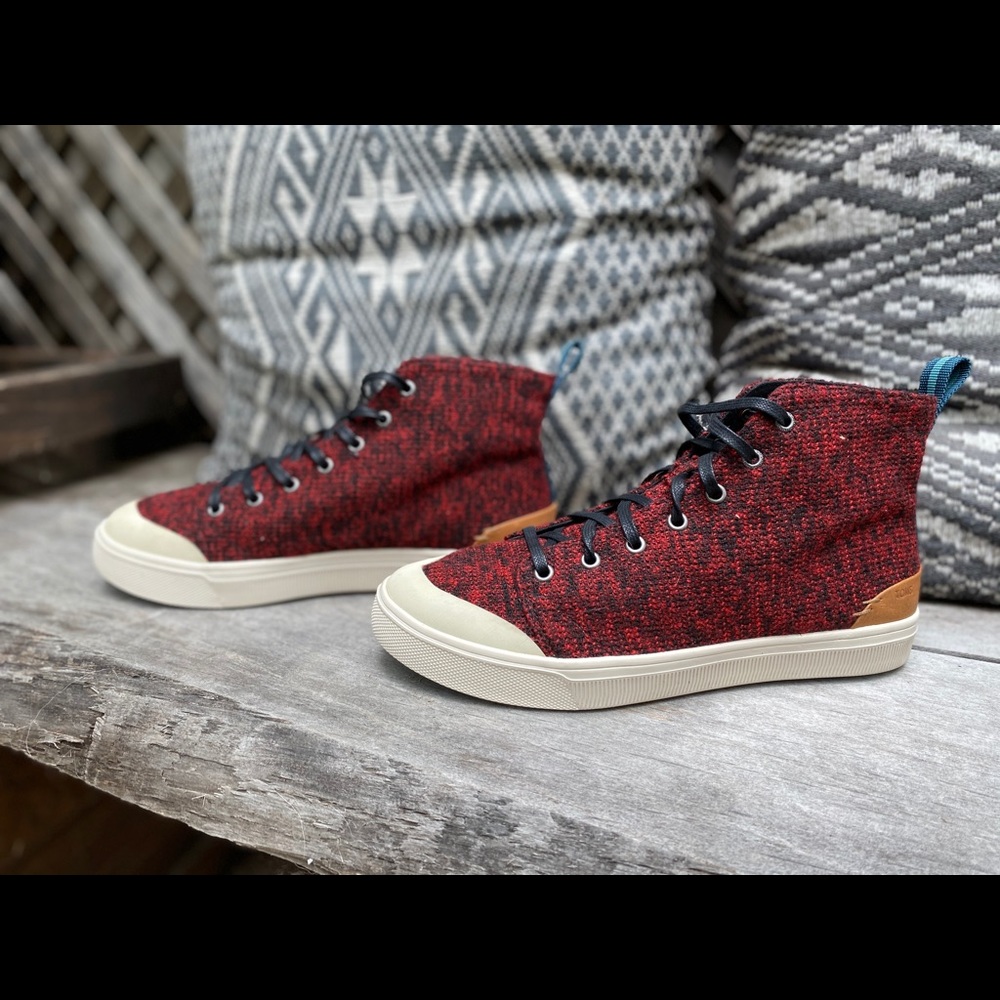 TOMS TRVL Lite High Sneaker